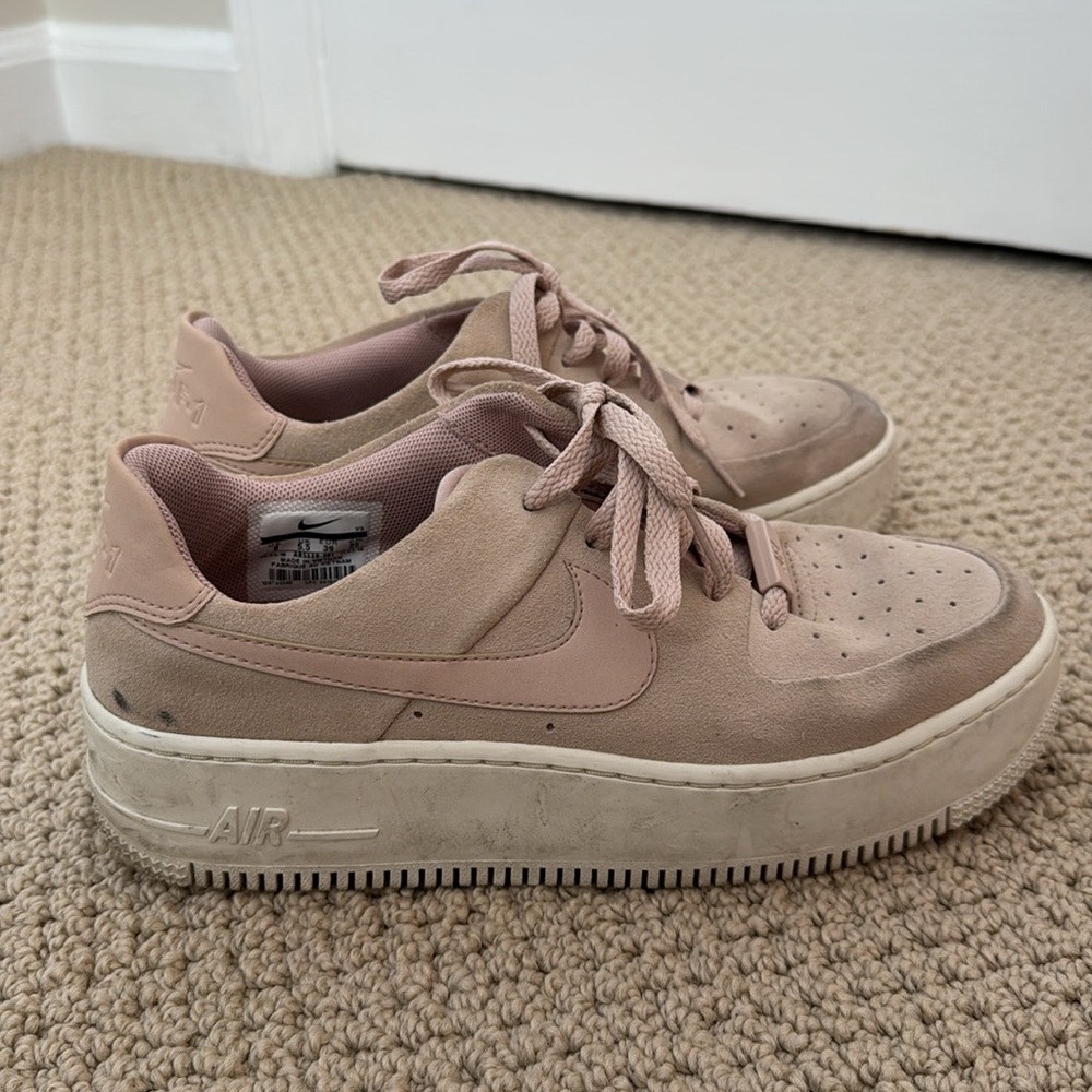 Nike Air Force 1 Sage Low